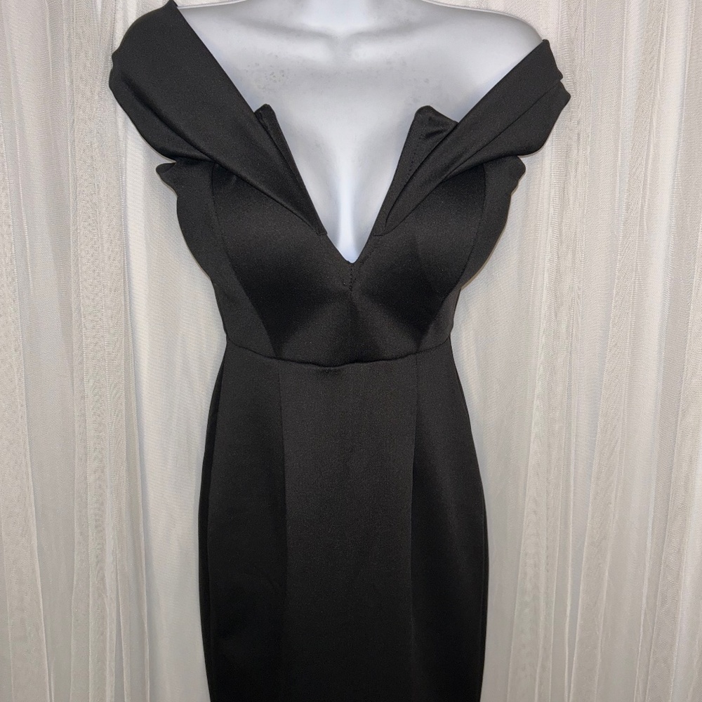 Sexy off the shoulder cocktail dress